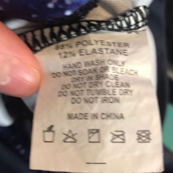 Cosmic galaxy leggings, comfy and cool as space - Picture 3 of 3